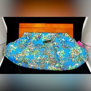 Lilly Pulitzer Bermuda Bag in Tiger Queen Print